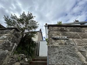 Photo 21- click for photo gallery